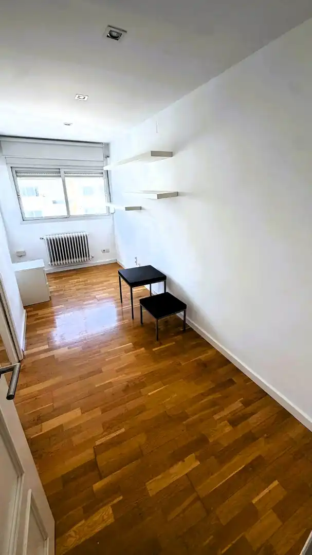 Habitación de Piso de alquiler en Valencia con Aire acondicionado, Calefacción y Parquet
