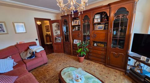 Foto 3 de Piso en venta en Plaza de Roma, Gamonal - San Bruno - G9, Burgos Capital