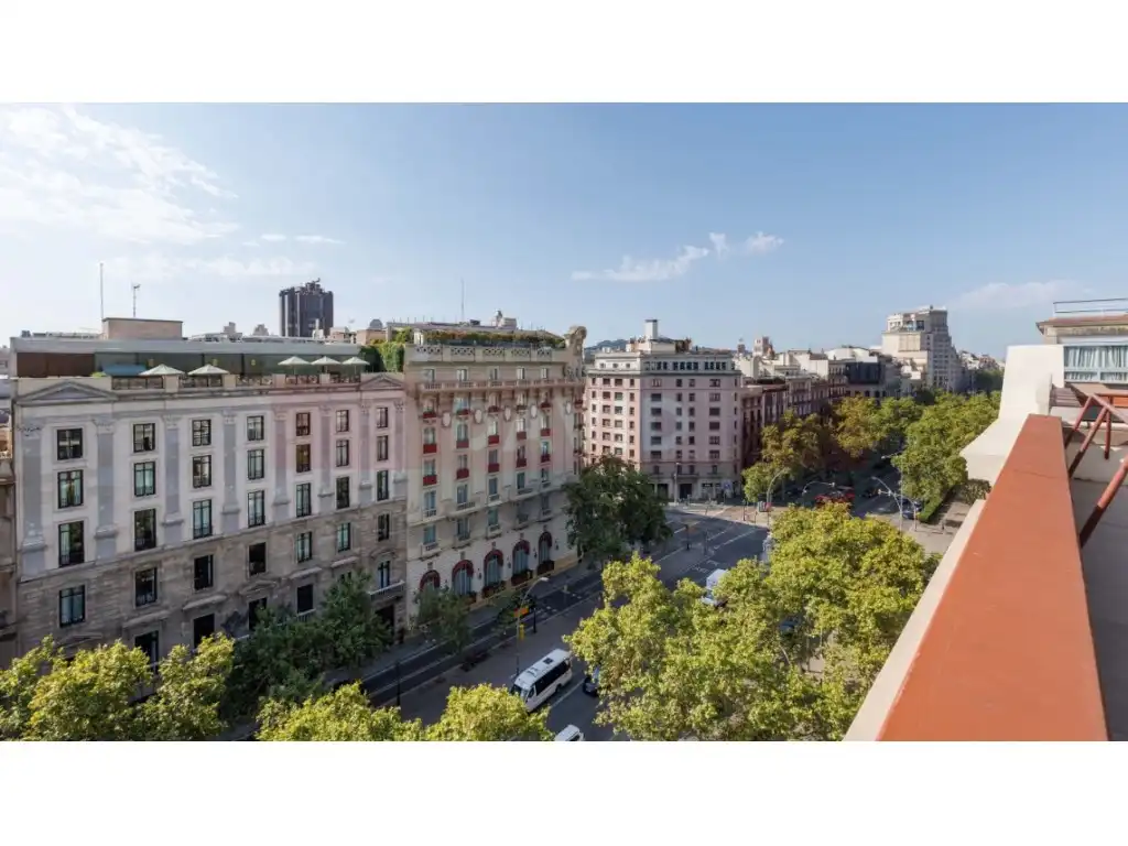 Vista exterior de Oficina de lloguer en Barcelona