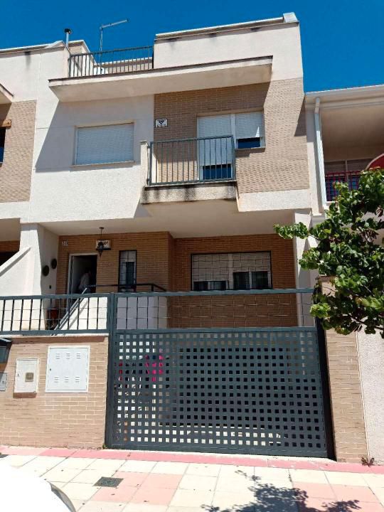 Vista exterior de Casa o chalet en venta en  Jaén Capital con Aire acondicionado y Calefacción
