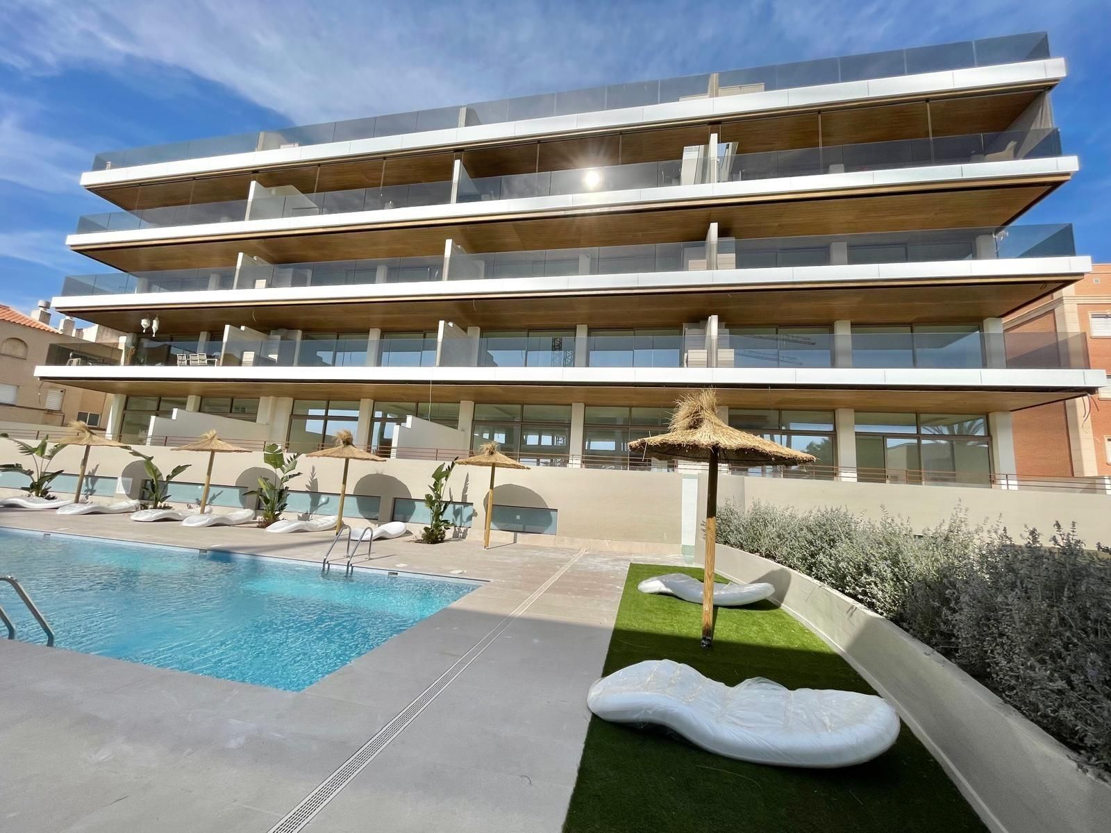 Piscina de Pis en venda en Santa Pola amb Aire condicionat, Terrassa i Traster