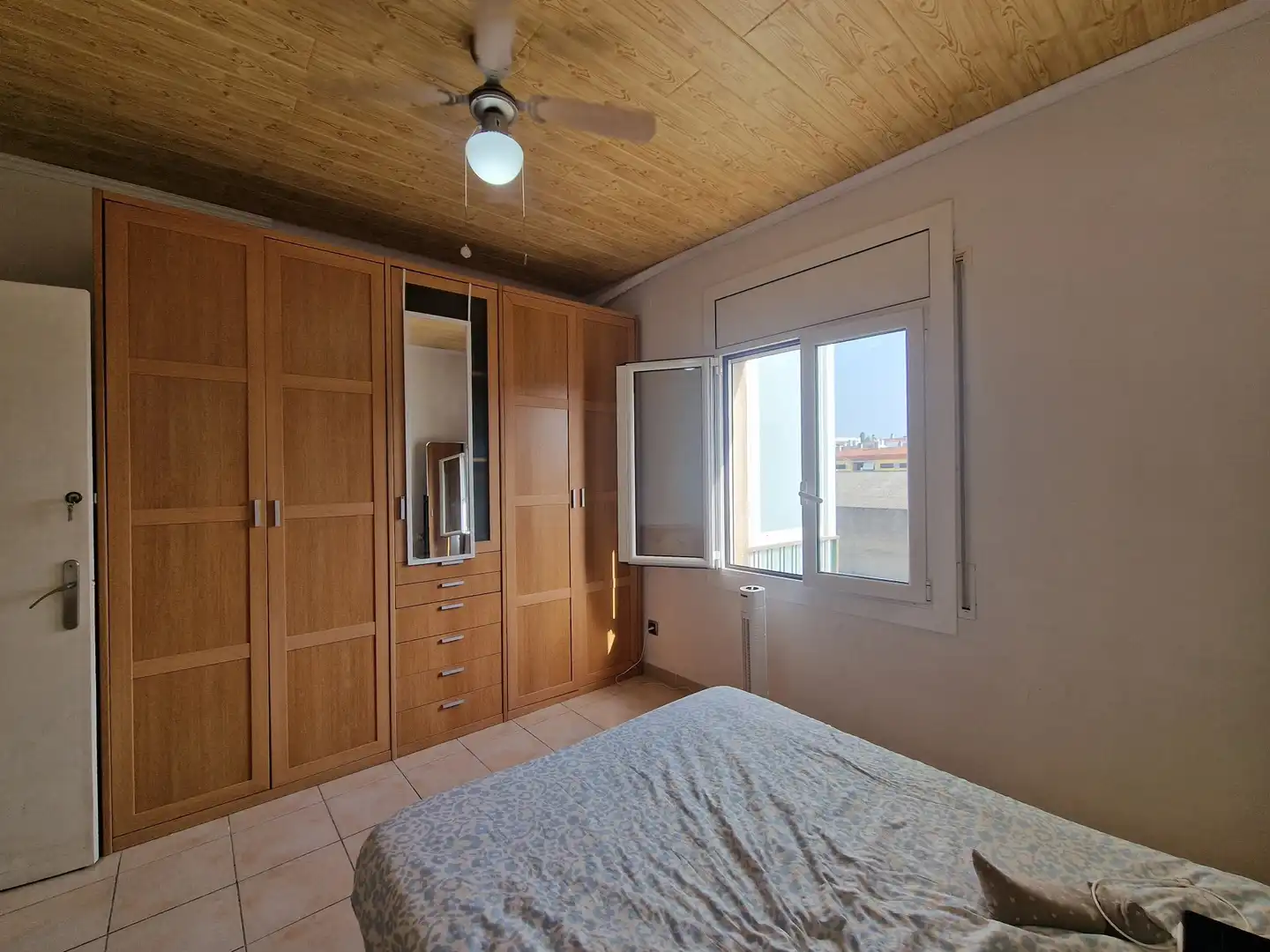 Habitación de Piso en venta en Girona con Calefacción