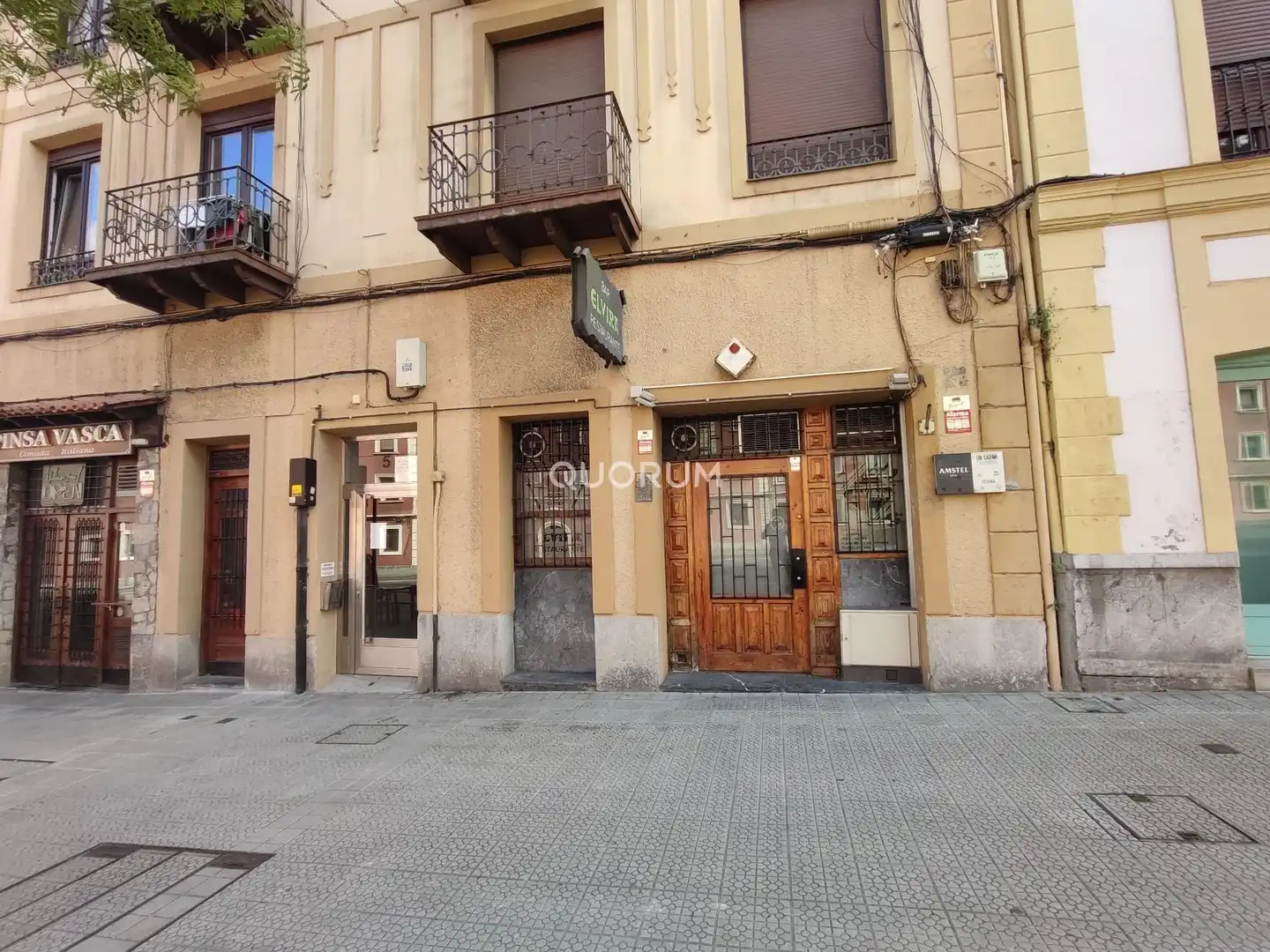 Local de alquiler en Bilbao  con Aire acondicionado y Amueblado