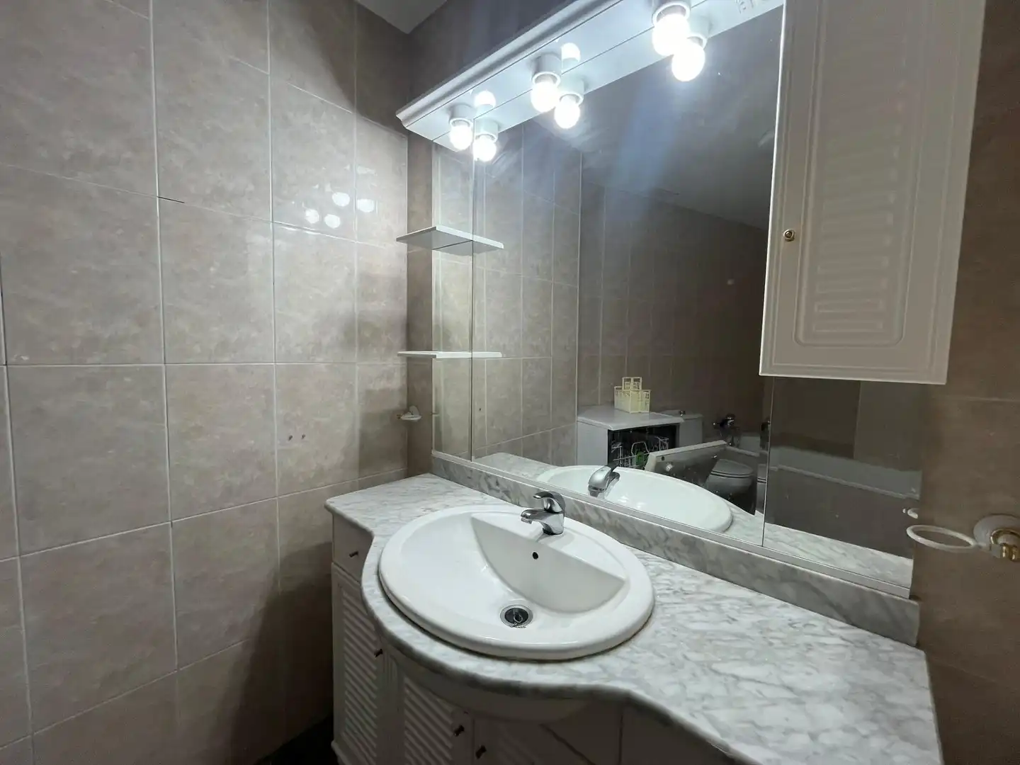 Baño de Piso en venta en Ceutí con Aire acondicionado, Calefacción y Amueblado