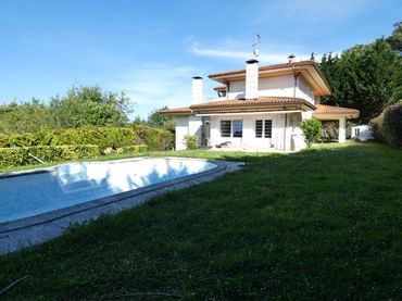 Villa avec piscine à vendre à Artetxeta Kalea