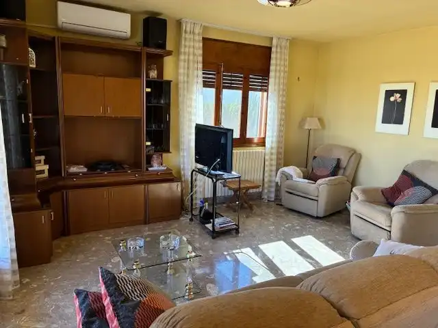 Sala de estar de Casa o chalet en venta en Miralcamp, Lleida