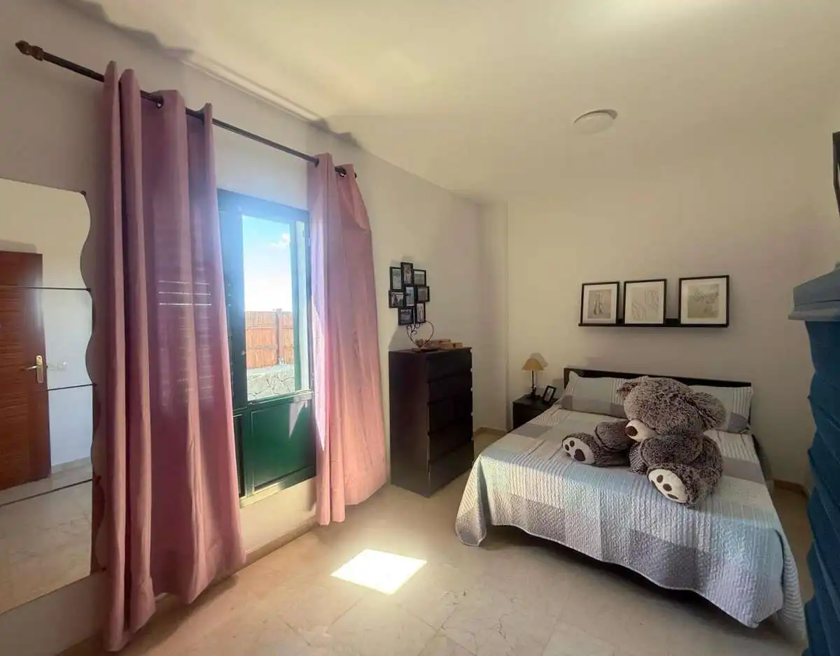 Dormitori de Casa o xalet en venda en Teguise amb Jardí privat, Terrassa i Forn