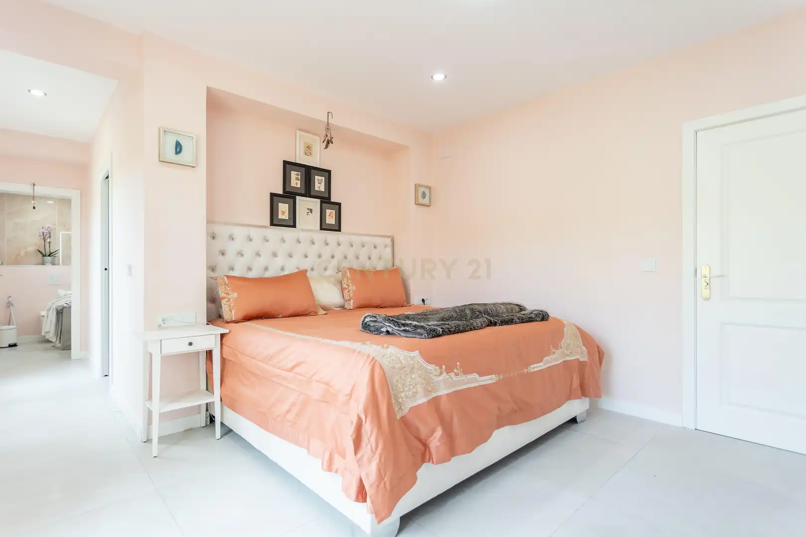 Villa con terrazza in vendita a REINES, imagen 44