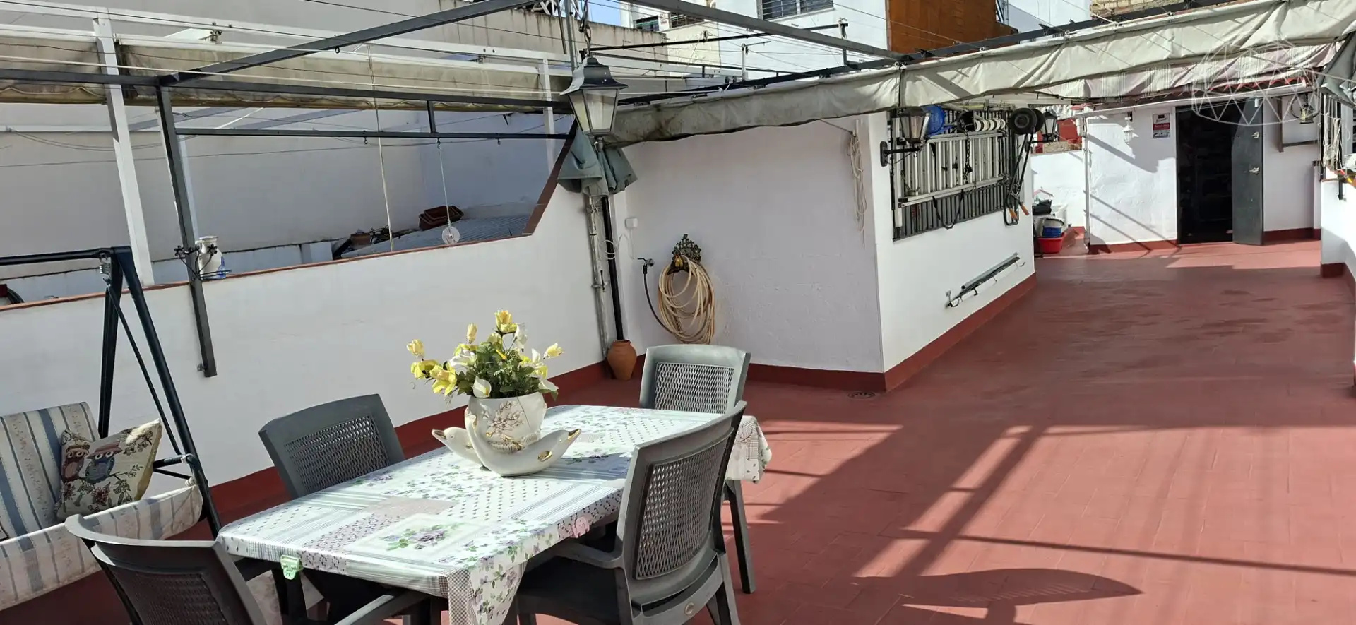 Terrasse von Haus oder Chalet zum Verkauf in Sevilla mit Klimaanlage, Terrasse und Möbliert