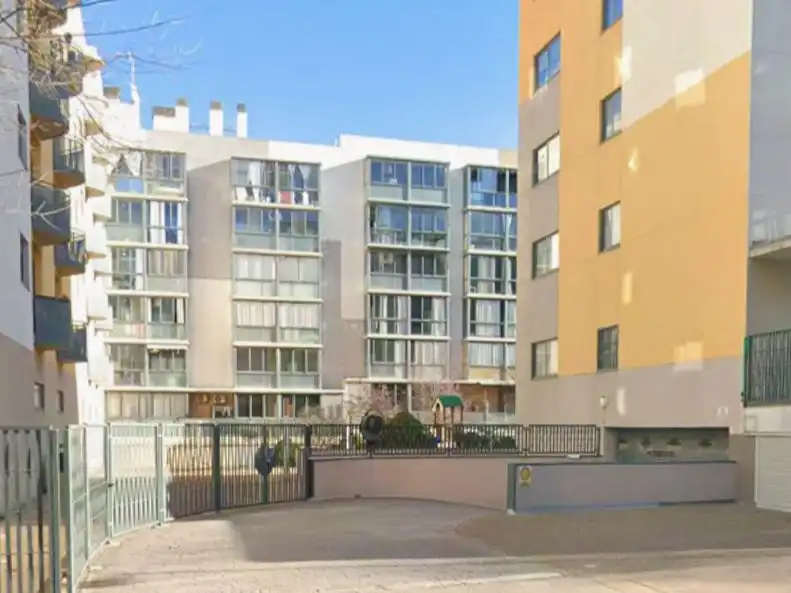 Vista exterior de Garaje de alquiler en Zaragoza