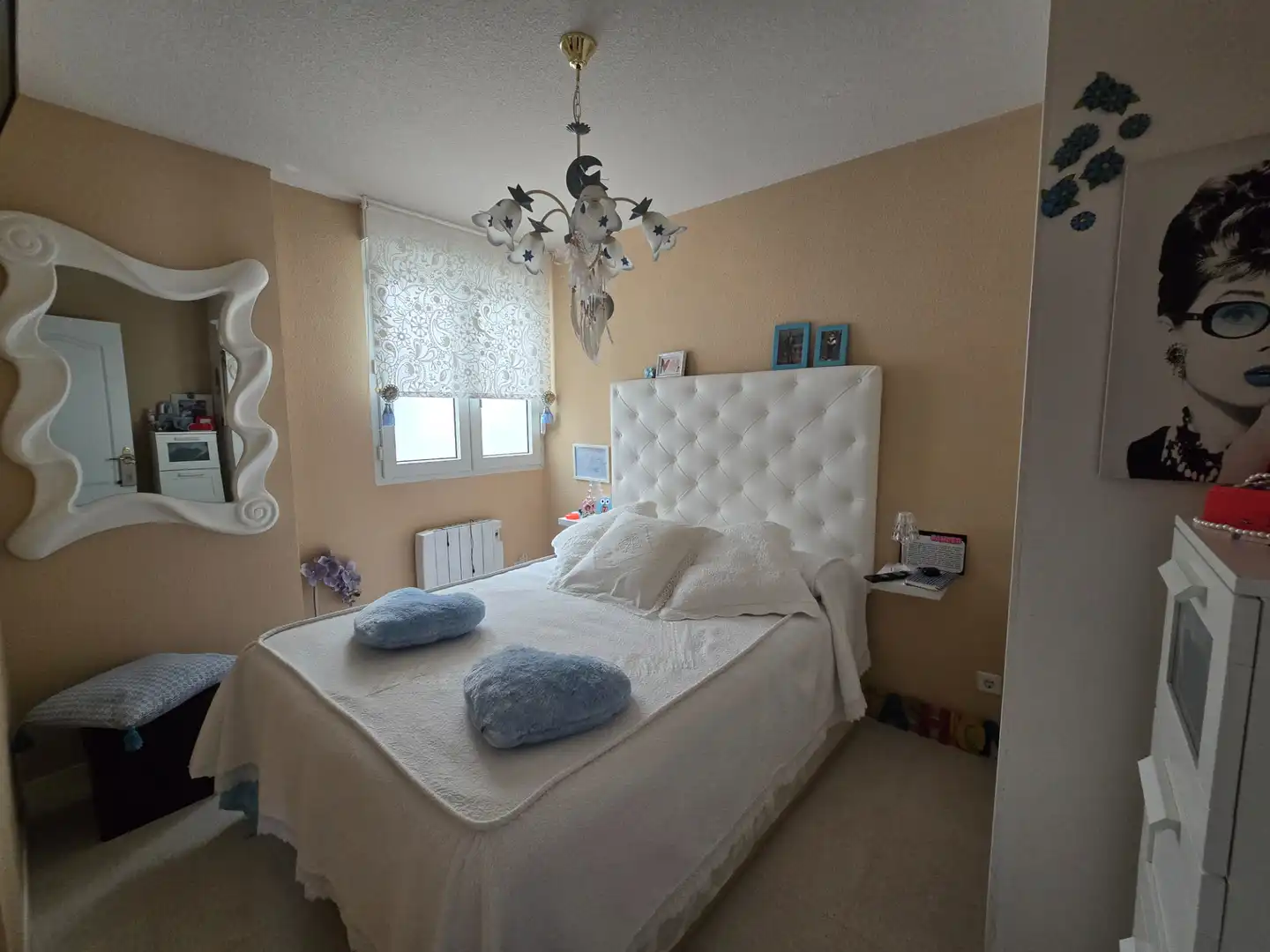 Schlafzimmer von Wohnung zum Verkauf in Bareyo mit Heizung, Terrasse und Möbliert