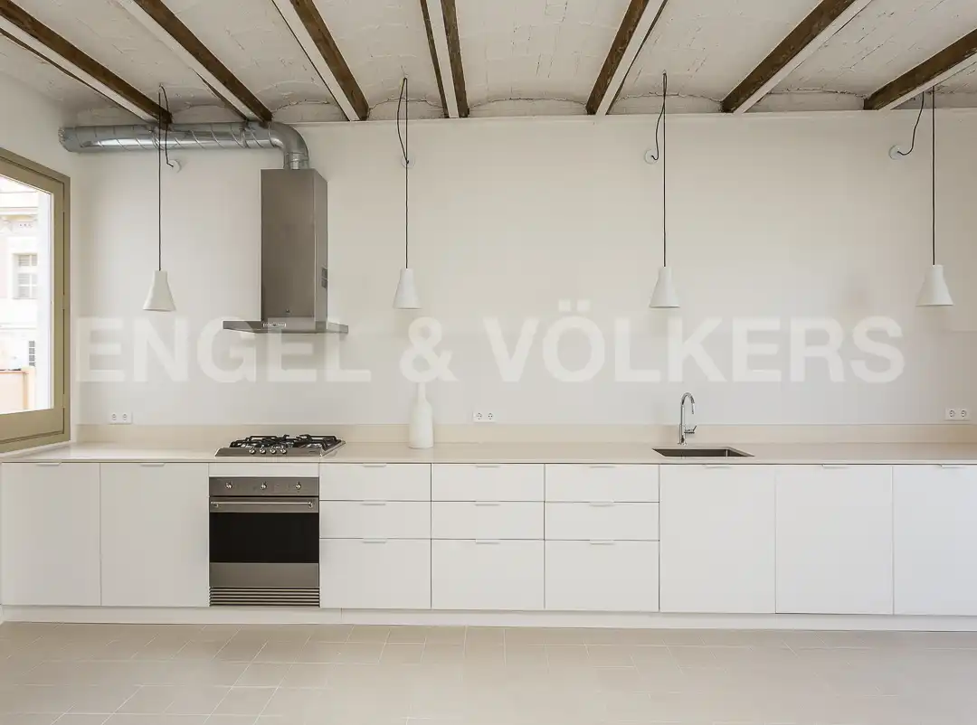 Kitchen of Flat for sale in Barcelona  with Air Conditioner, Heating and Balcony