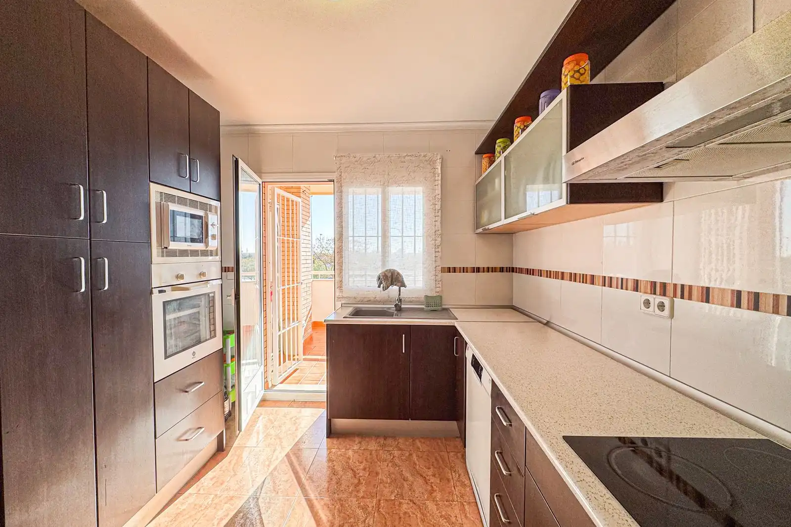Cocina de Piso en venta en Almería con Aire acondicionado, Calefacción y Terraza