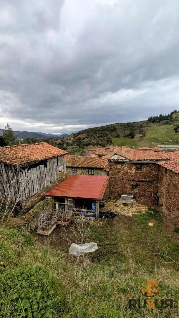 Vista exterior de Finca rústica en venta en Cabezón de Liébana con Balcón