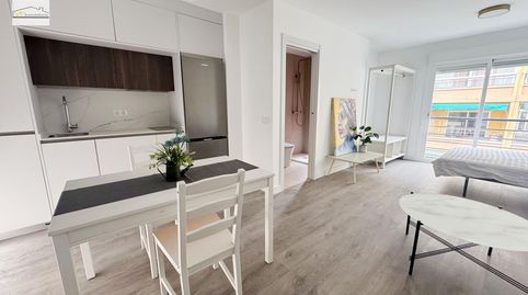 Foto 2 de Piso en venta en Los Castillejos - La Trinidad, Málaga Capital
