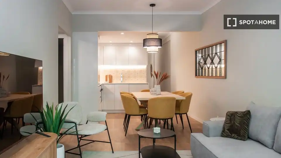 Flat with terrace to rent in Eixample, imagen 3