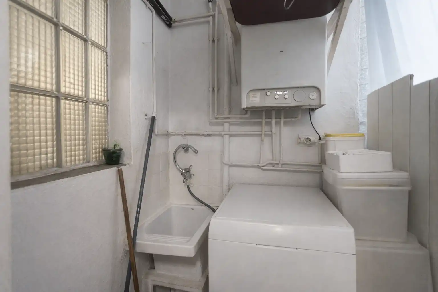 Bathroom of Flat for sale in Castelldefels  with Balcony