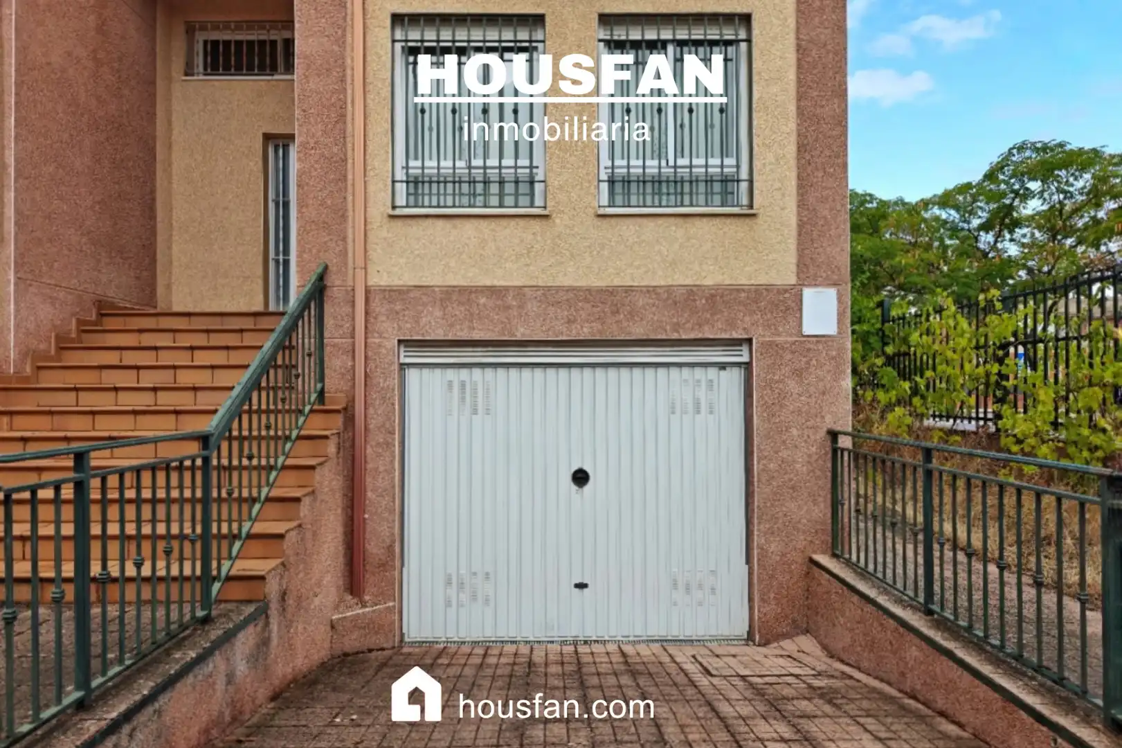 Vista exterior de Casa adosada en venta en Mejostilla