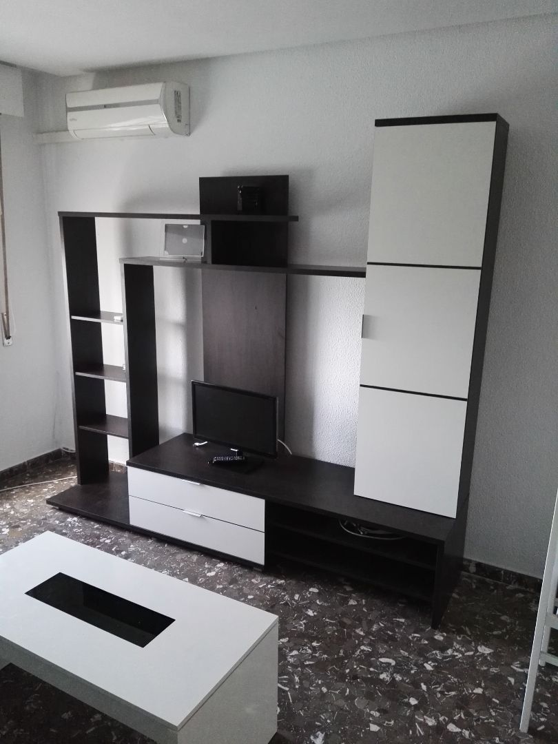 Living room of Apartment to rent in  Jaén Capital  with Air Conditioner, Furnished and Washing machine