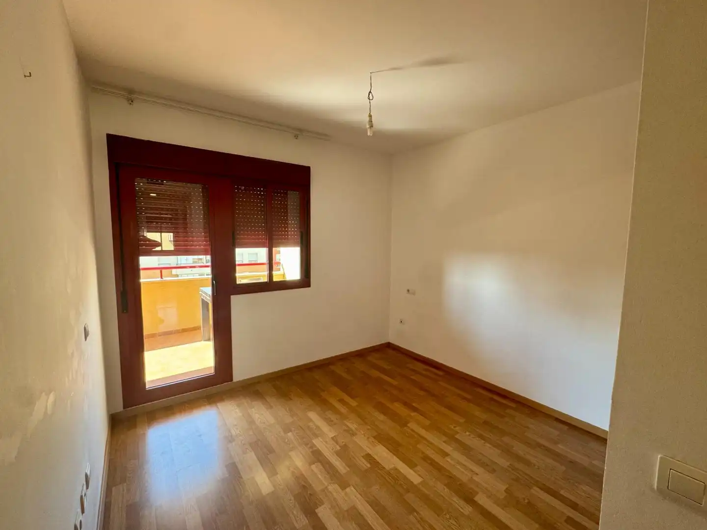 Piso de alquiler en Martín Carpena - Torre del Río