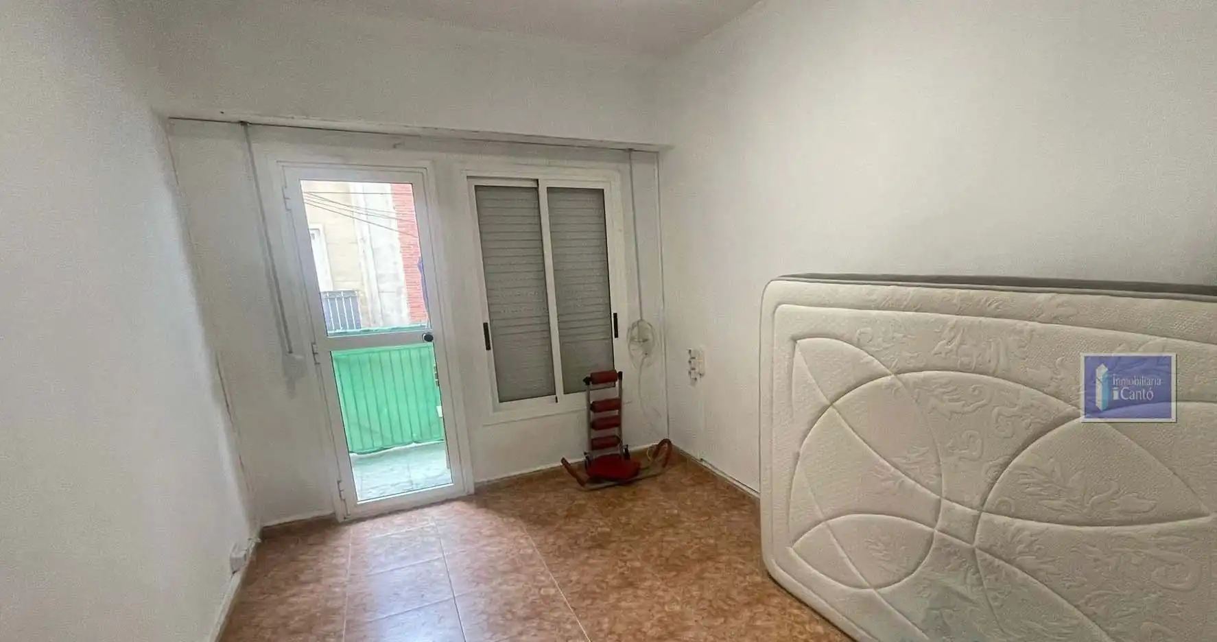Habitación de Piso en venta en Alcoy / Alcoi con Balcón