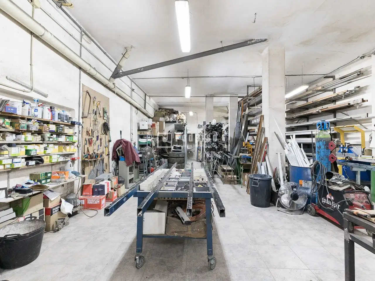 Local comercial en venda a Marino Albesa, imagen 5