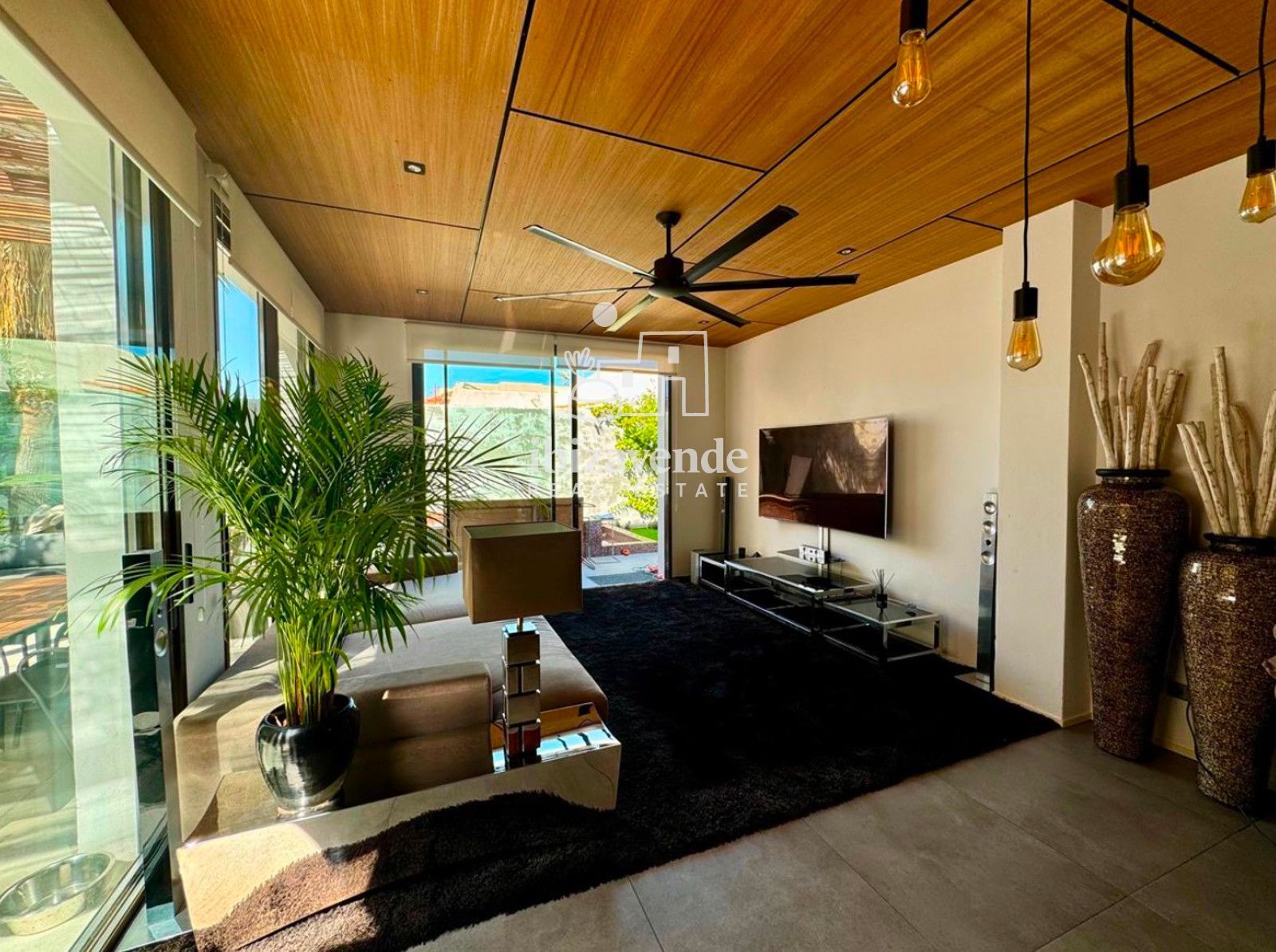 Sala d'estar de Casa o xalet en venda en Sant Josep de sa Talaia amb Aire condicionat, Terrassa i Piscina