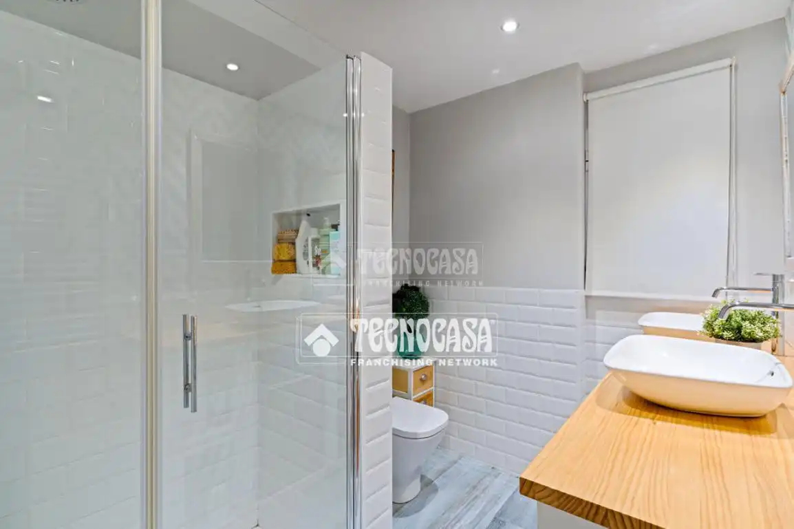 Baño de Piso en venta en Madrid con Aire acondicionado