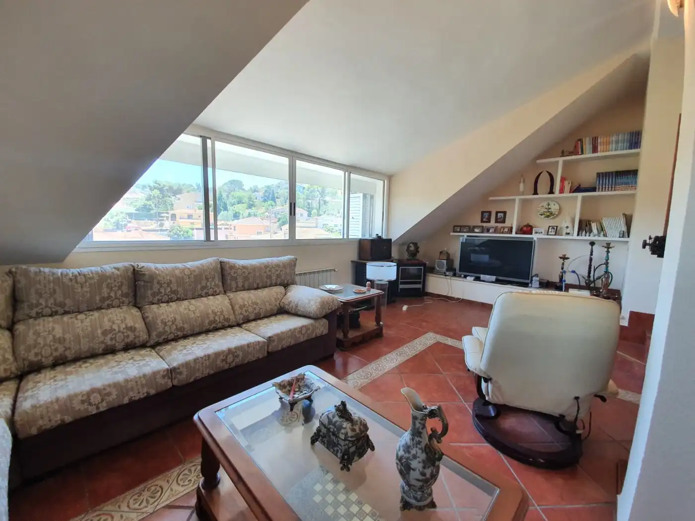 Sala de estar de Casa o chalet en venta en Chiva con Calefacción, Jardín privado y Terraza