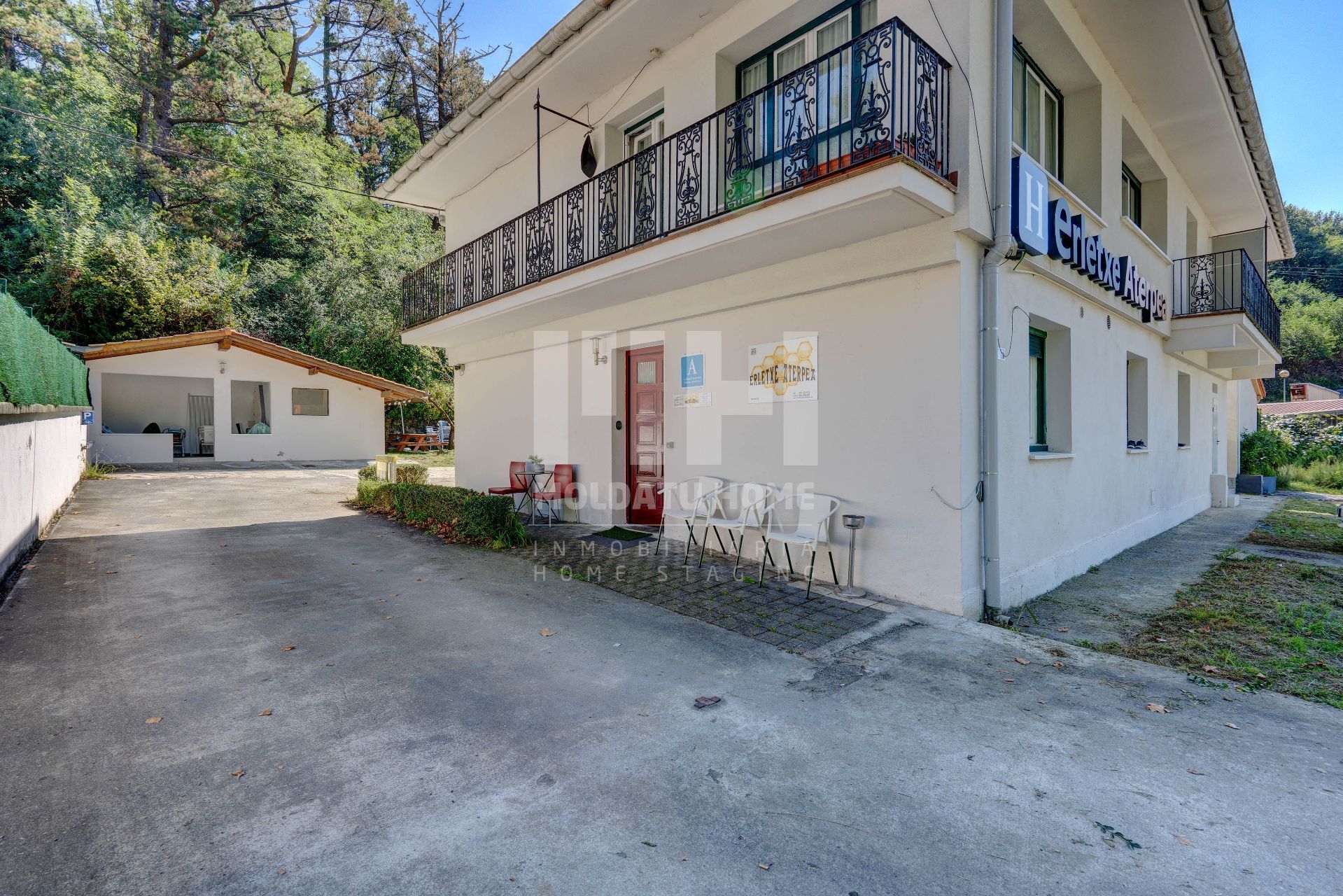 Vista exterior de Casa o xalet en venda en Lezo amb Aire condicionat, Jardí privat i Terrassa
