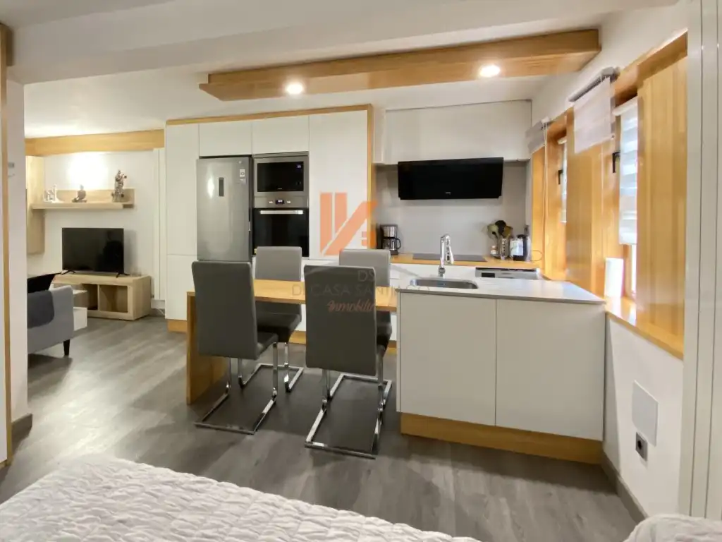 Küche von Wohnung zur Miete in Santiago de Compostela  mit Möbliert