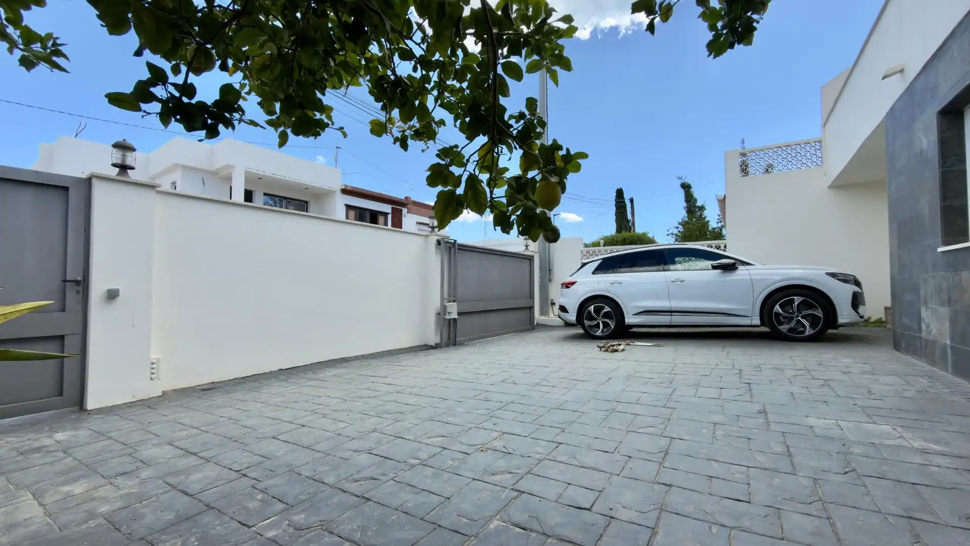 Parking of Detached homes for sale in L'Alfàs del Pi  with Air Conditioner, Heating and Terrace