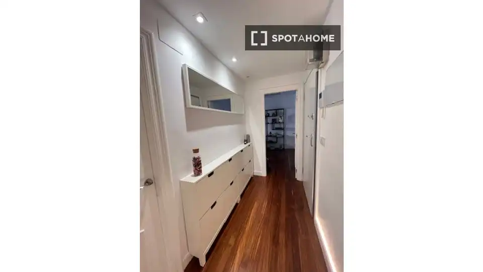 Dormitori de Apartament per a compartir en Bilbao  amb Aire condicionat, Calefacció i Terrassa