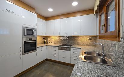 Kitchen of Single-family semi-detached for sale in Torrefarrera  with Air Conditioner, Heating and Private garden