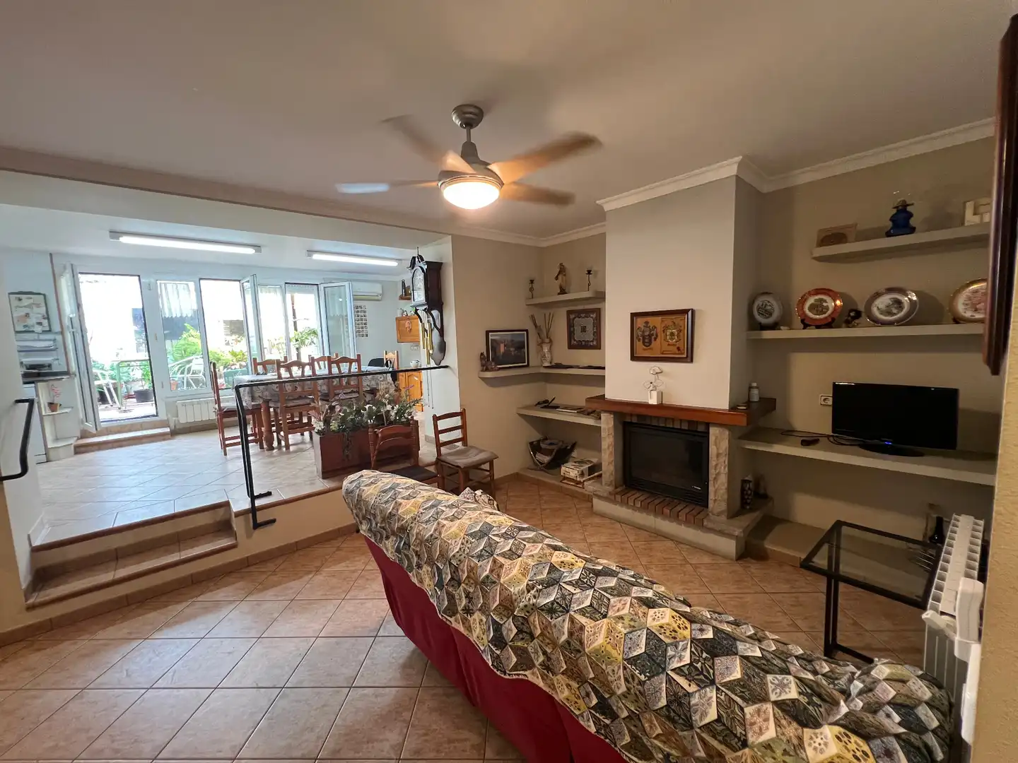 Living room of Detached homes for sale in Vilagrassa  with Air Conditioner, Heating and Terrace