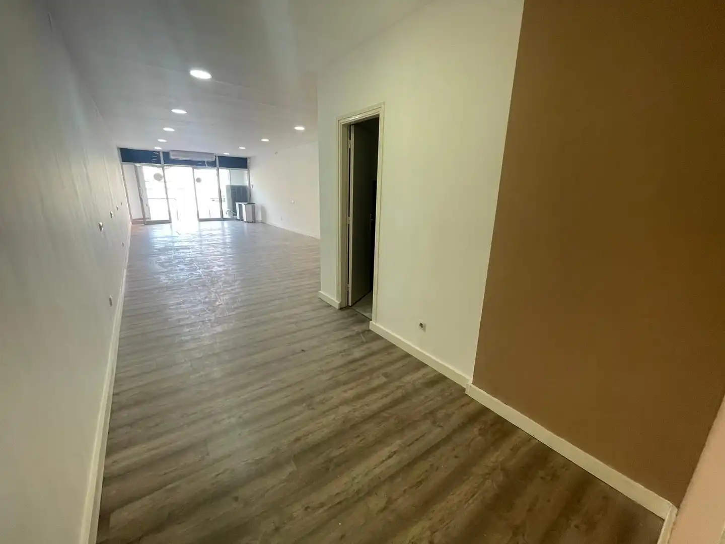 Business premises for sale in Tordera pueblo, imagen 5