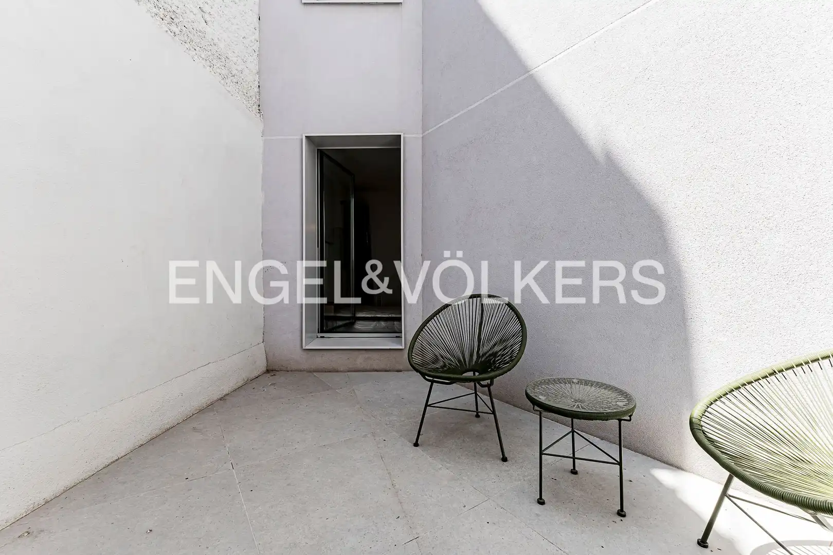Terrace of Duplexes for rent in Barcelona  with Air Conditioner, Heating and Private garden