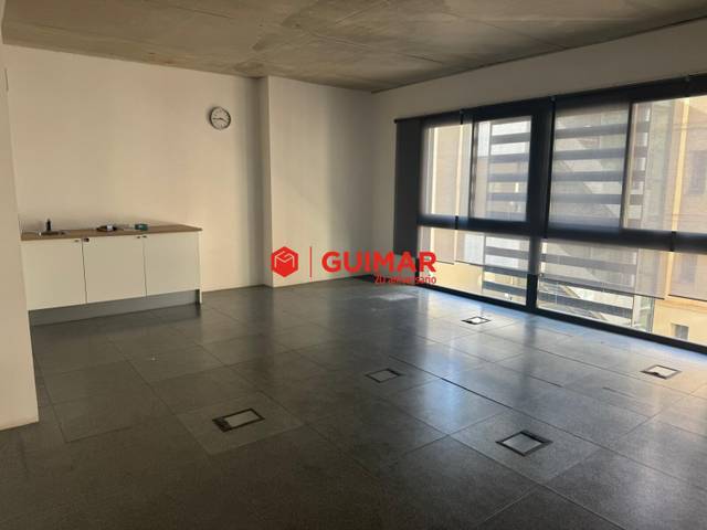 Oficina en Alquiler en Barcelona - Calle del Doctor Trueta en El Poblenou