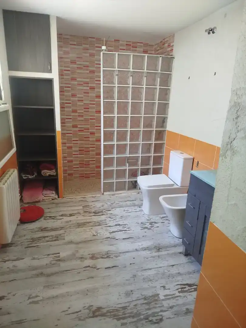 Bathroom of Flat for rent in Moral de Calatrava  with Furnished, Oven and Washing machine