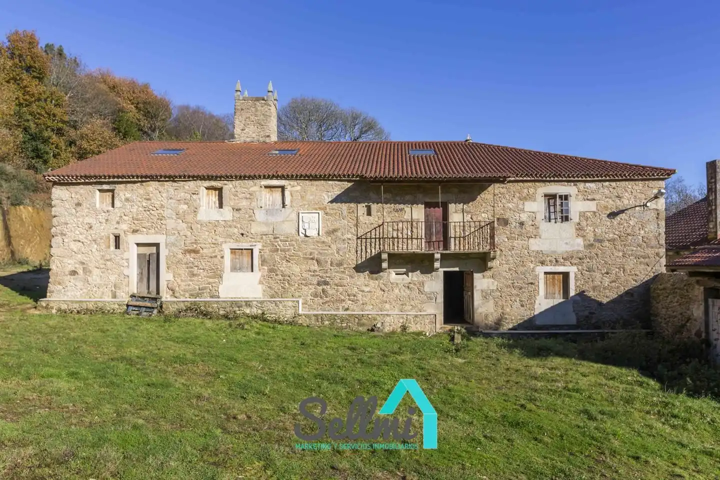 Vista exterior de Casa o xalet en venda en Toques amb Jardí privat i Balcó