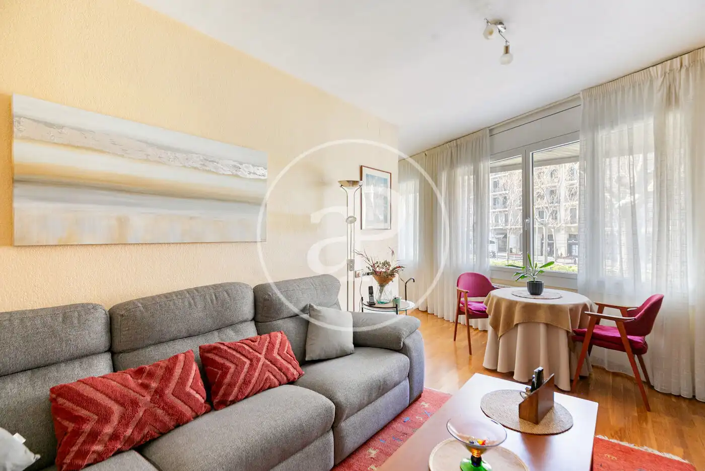 Vista exterior de Piso en venta en Barcelona con Aire acondicionado, Calefacción y Terraza