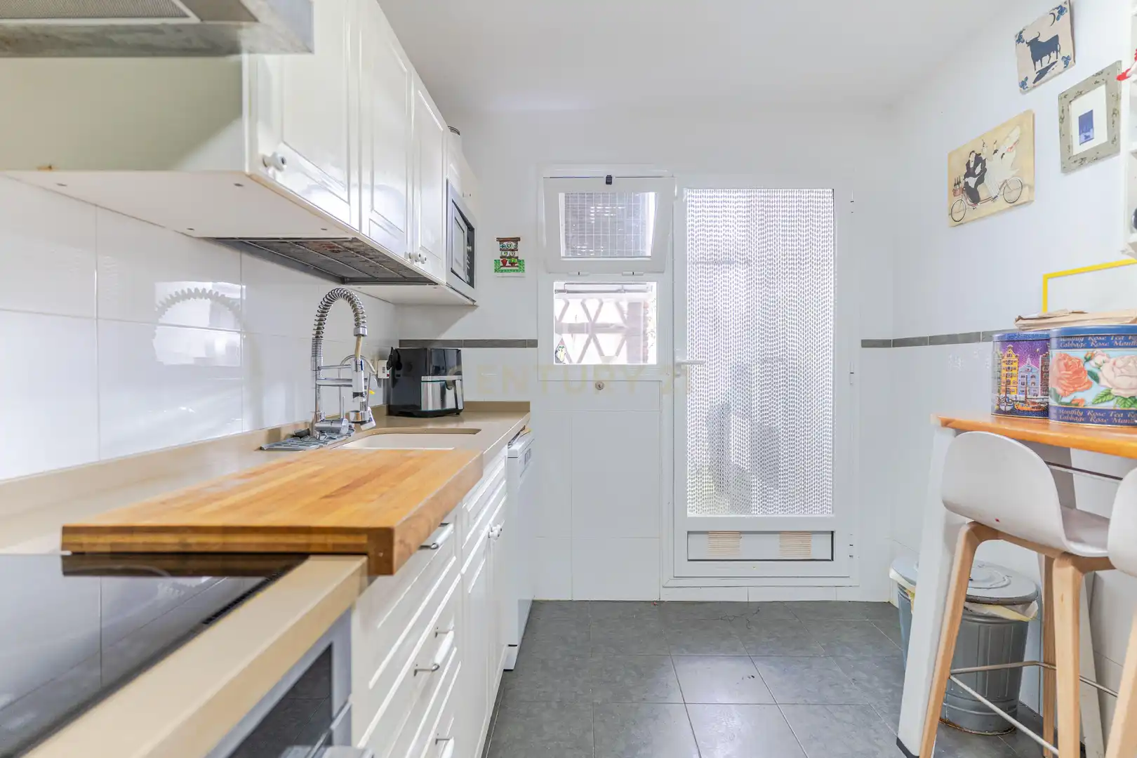 Cocina de Apartamento en venta en Rincón de la Victoria con Aire acondicionado, Trastero y Piscina