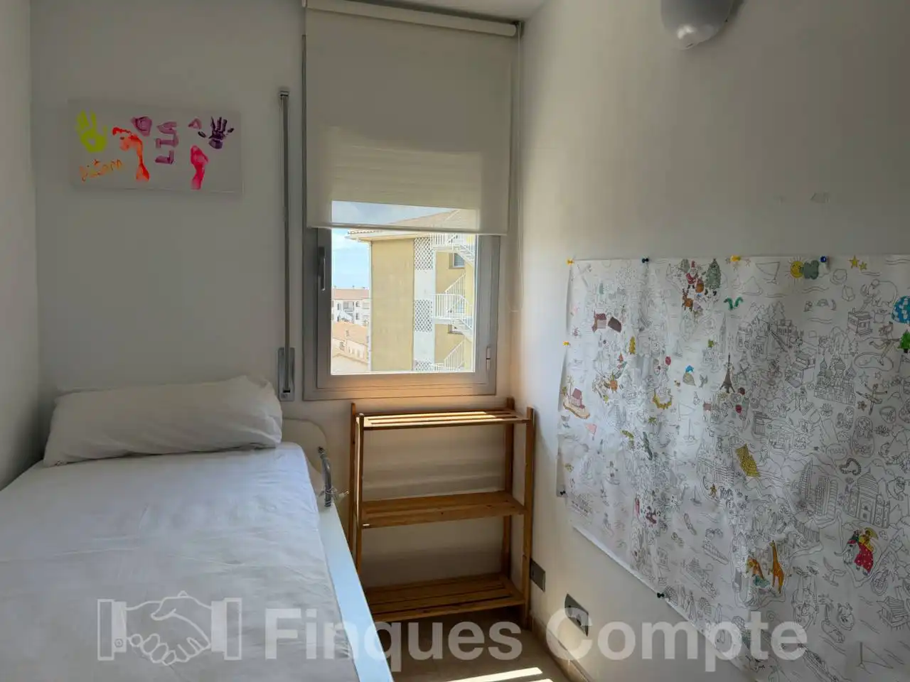 Habitación de Apartamento en venta en El Vendrell con Aire acondicionado, Terraza y Piscina comunitaria