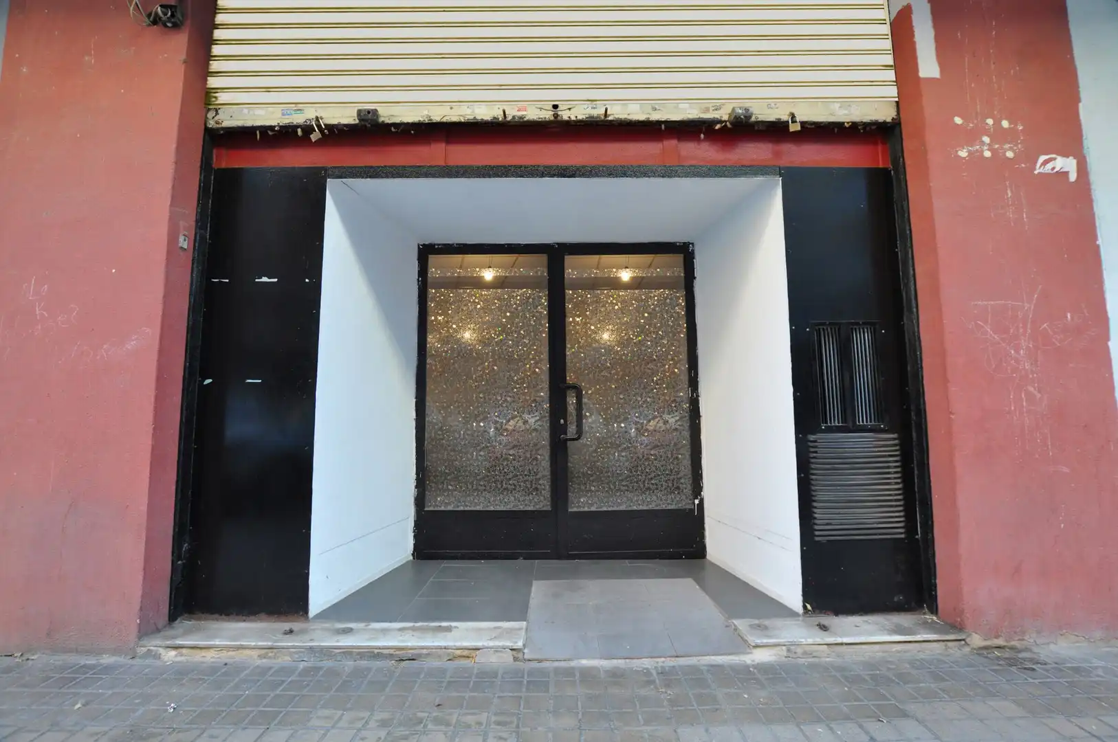 Local comercial en venda a Carrer del Ceramista Ros 18