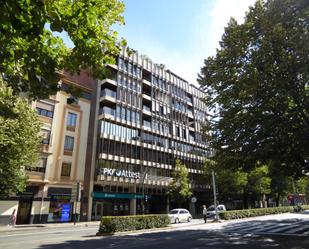 Vista exterior de Pis en venda en  Pamplona / Iruña amb Calefacció, Terrassa i Balcó