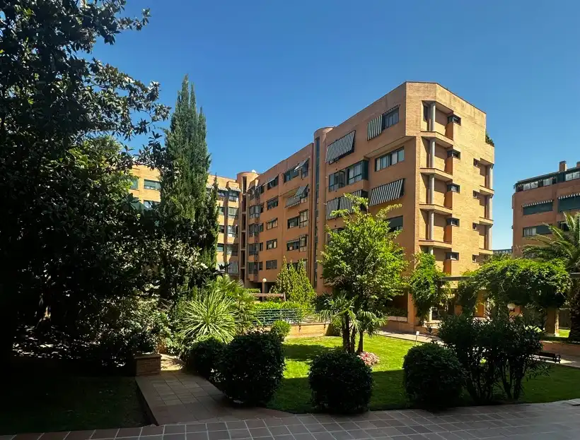 Vista exterior de Pis en venda en Madrid amb Aire condicionat, Calefacció i Parquet