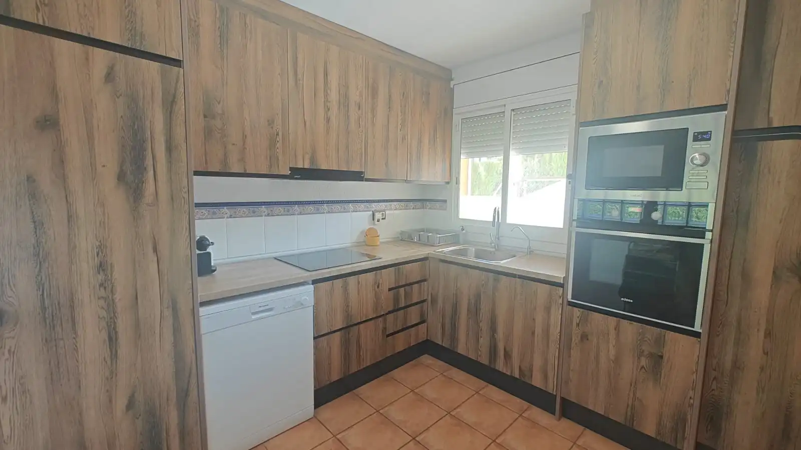 Cocina de Casa o chalet en venta en Cunit con Aire acondicionado y Jardín privado