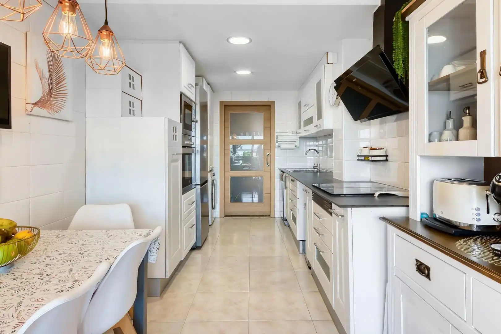 Kitchen of Flat for sale in Figueres  with Terrace, Oven and Microwave