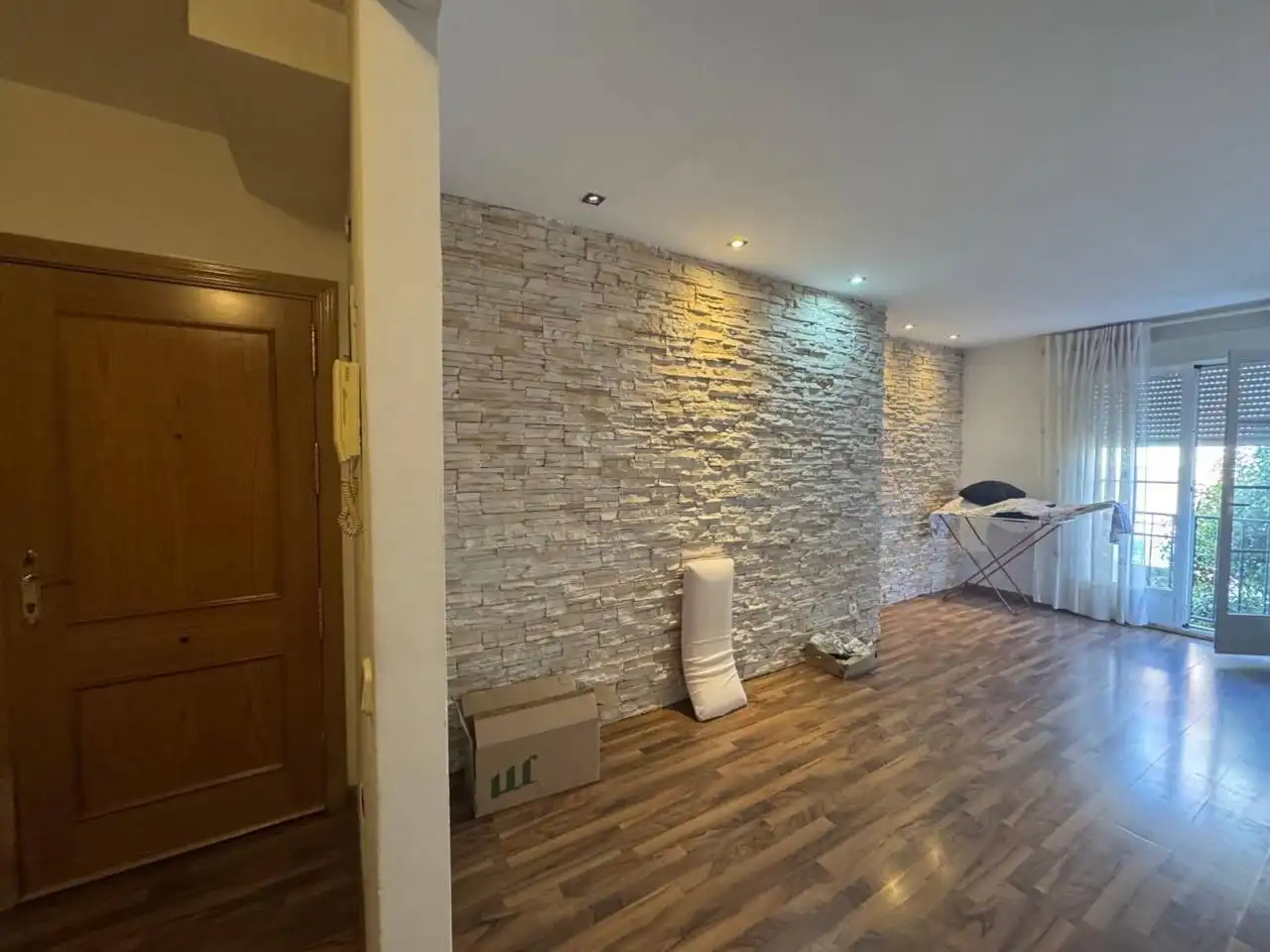 Piso en venta en Camarma de Esteruelas con Calefacción y Balcón