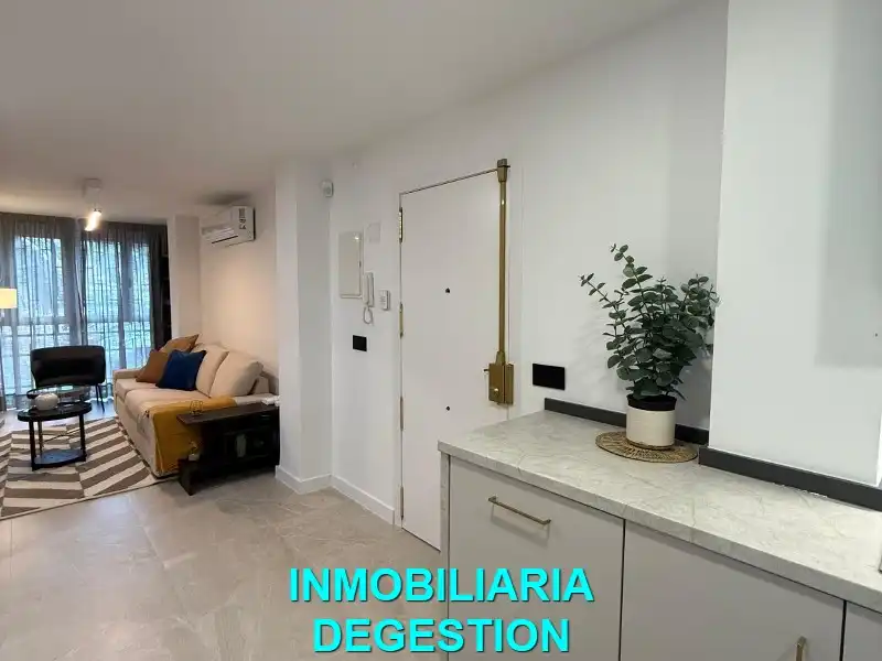 Vista exterior de Piso de alquiler en Linares con Aire acondicionado, Calefacción y Amueblado